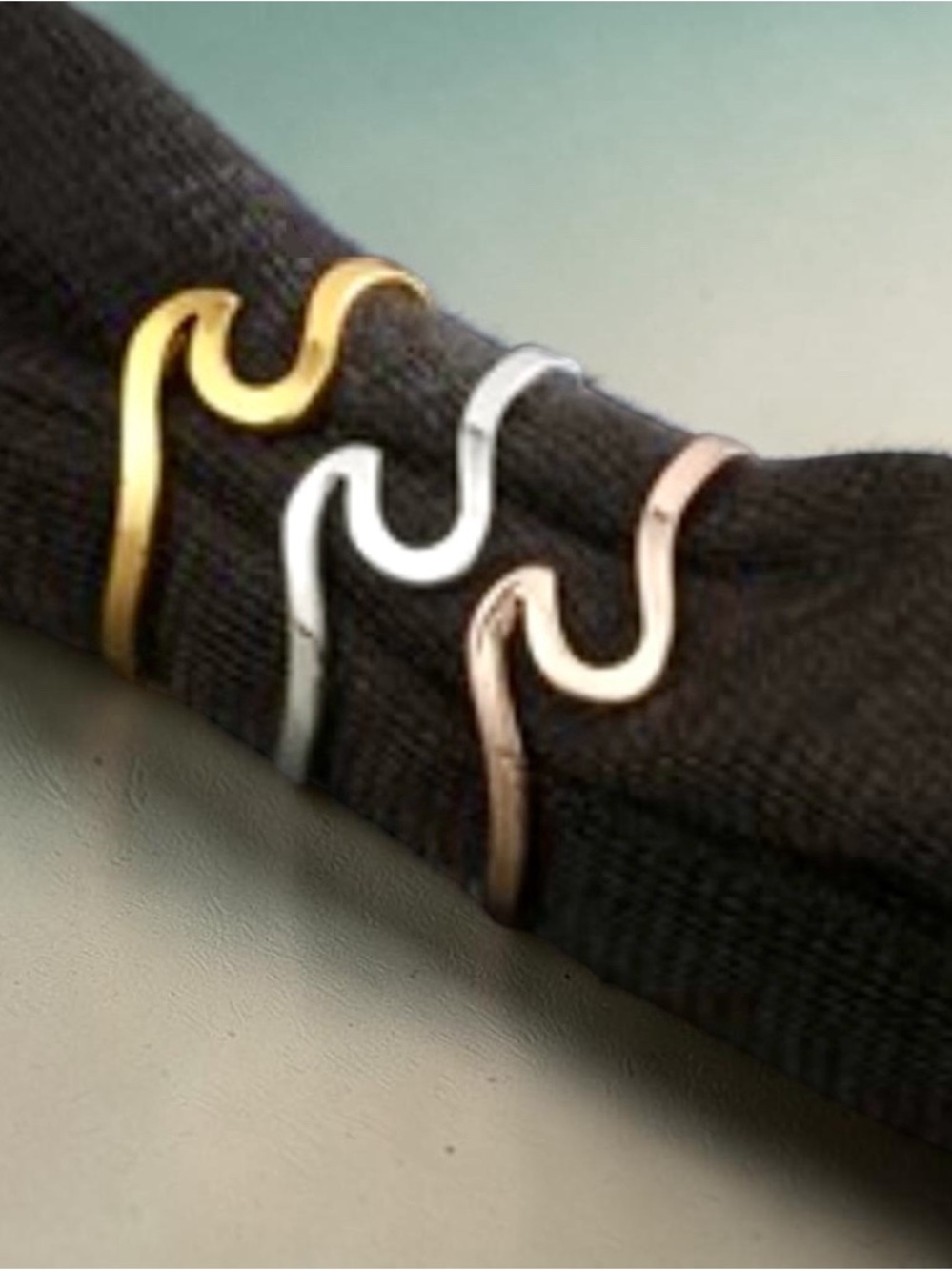 Elegant Gold Wave Open Ring - Women Jewelry